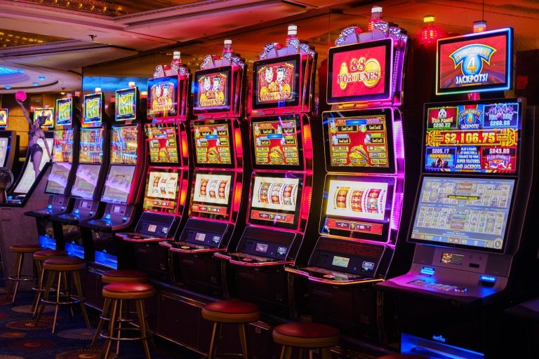 The Secret to Winning Big with Free Credit in Online Slot Casinos