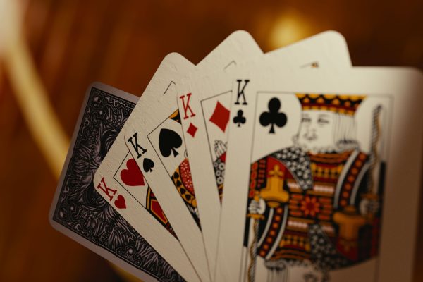 Data analytics optimizing popular online casinos performance, through behavioural insights, predictive modeling